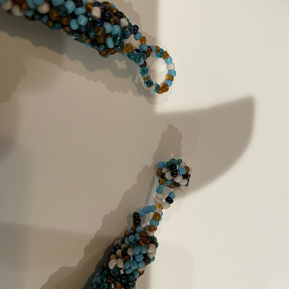 Multi-strand necklace - Picture 3 of 4